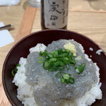 創業麺類元年 坂本龍馬が愛したラーメン食堂 - どろめ丼(生しらす)