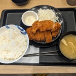 松屋 - 私の頼んだ、松のや ロースかつ & ささみかつ１本定食(税込790円)