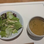 Taishuu Bisutoro Kotaro - ランチサラダ、スープ。