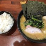 横浜家系らーめん 天王家 - 