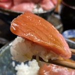 海鮮丼専門店 木津 魚市食堂 - 食べても食べても、有ります♪