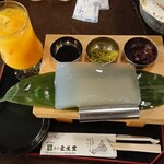 芭蕉庵 - わらび餅、黒蜜、抹茶、あんこ