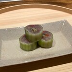 温石 - 鯵 胡瓜巻き ガリ 大葉 胡麻