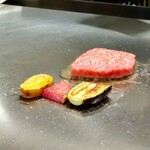 八王子 ステーキ 鉄板焼 いわ倉亭 - 焼き野菜、国産牛の鉄板焼き ♪