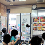 海鮮丼専門店 木津 魚市食堂 - 店内