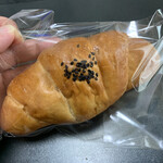 パン工房クルール - あん塩パン　２８０円