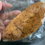 パン工房クルール - 甘めのカレーパン　２５０円