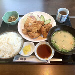 甜牛 - 料理写真:◆ 若鶏唐揚定食(ごはん大盛り) ¥820-