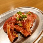 飛騨焼肉・ホルモンぼたん - 飛騨牛カルビ(500円)