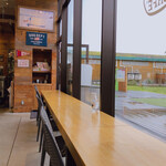 ドッグデプトプラスカフェ - 内観