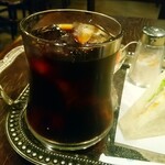 ハーフムーン - Cセットのアイスコーヒー