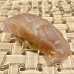 Sushi Shimizu - 千葉勝浦の釣り金目鯛・昆布締め(1.3kg)