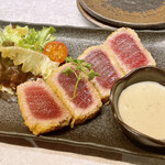 酒菜 ダイチ - マグロのレアカツ 山葵ソース  930円