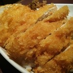 キリンシティ - こがね鶏のチキンカツカリー大盛 チキンのアップ♪