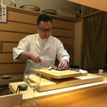 らん亭～ 美日庵 - 京野菜泉州の水茄子を調理する五十嵐大将