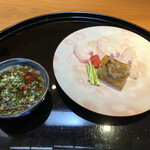 らん亭～ 美日庵 - 京都府舞鶴市産虎河豚のてっさ　京都府舞鶴市産虎河豚の皮をとじこめた煮こごり