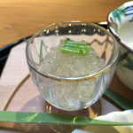 らん亭～ 美日庵 - 福島県いわき産マコガレイのお造りの上にポン酢ジュレ