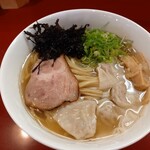 ぐりとんぼ - 白醤油ラーメン＋ワンタン