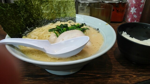 横浜家系ラーメン 魂心家 大阪高槻店 （コンシンヤ） - 高槻市