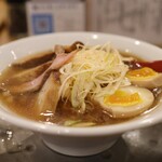 麺や 七彩 - 料理写真:特製らーめんの醤油=1700円
