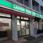 LAWSON STORE 100 - ...小名木川「進開橋」の畔に有ります。。