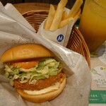 MOS BURGER - 【期間限定】エビマヨソースの海老カツバーガー＋フレンチフライポテトフライ＋100％オレンジジュース