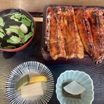 別館山田 - 直鰻重、鰻重との違いはご飯の上に鰻が乗っているか分けてるかの違いだ