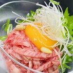 Kobe Beef Special Rare Steak Yukhoe 1848 yen including tax