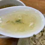 和渦製麺 - つけ汁のスープ