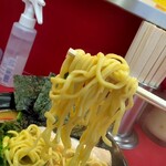 横浜ラーメン 相馬家 - 麺リフト