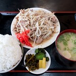 大衆食堂 まんだらや - もやし炒め定食