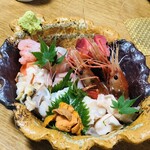 食事処 勢喜 - 刺身盛り合わせ。