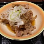 ニユートーキヨー 庄屋 - 牛肉豆腐