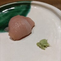 炭火焼鳥 とり将 - むね肉の昆布しめ