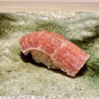 鮨 四心 - トロ漬け