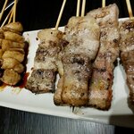 Sumibi Yakitori Yakitonkyu - 豚バラと鶏皮