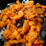 民宿 青塚食堂 - バフンウニ丼アップ