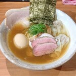 ジャパニーズ ラーメン 五感 - 