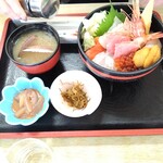 民宿 青塚食堂 - 海鮮丼
