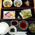 Oshokujidokoro Togashi - 彩り弁当限定5食(1,100円也) 二段重の和食弁当♪