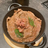 東京焼肉いのうえ 銀座店 - 本日の土鍋ご飯