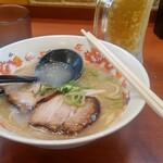 博多ラーメン げんこつ - とんこつラーメン ハーフ