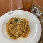 イタリアン・トマト カフェジュニア - 料理写真:ランチパスタセット 920円　　　　　　　　　　　　　　　ボローニャ風ミートソース