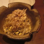 旬鮮炭火焼 獺祭 - モヤシのナムル