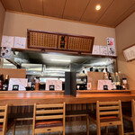 お魚処 うおとも - カウンター席