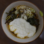 山形そば - とろろ蕎麦（¥750税込み）山菜も入ります