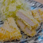 揚げもの処 かつひろ - ロースかつ断面