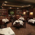 Hy's STEAKHOUSE - 