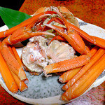 かしわや旅館 - 料理写真:夕食（茹で紅ズワイガニ；１人前）