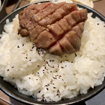 焼肉・ｽﾃｰｷ みーとがぁでん - 